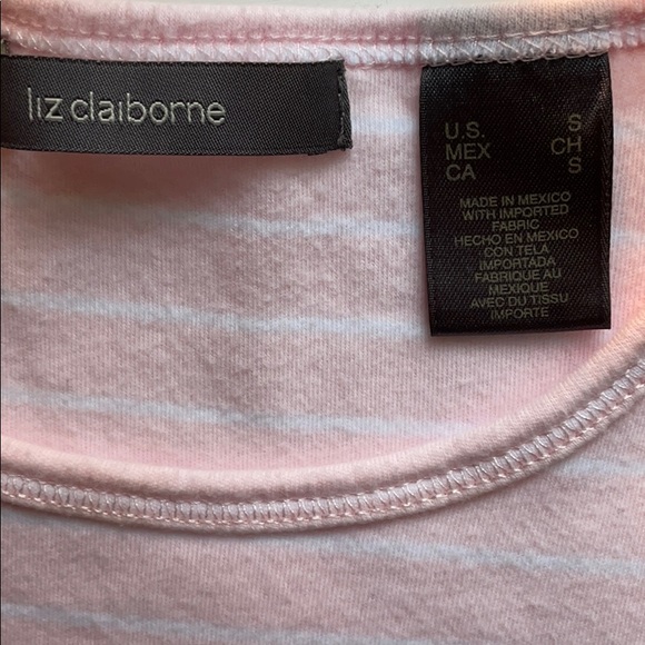 🌺Liz Claiborne short sleeve tee🌺 - Picture 6 of 6